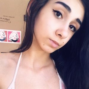 Meet your Posher, Derica